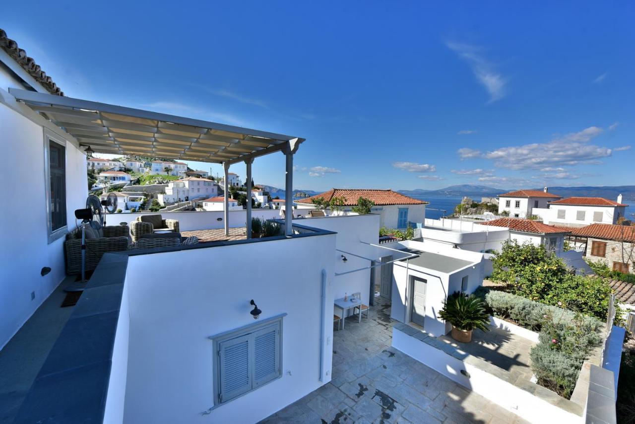 Villa Loukia Hydra  Exteriör bild