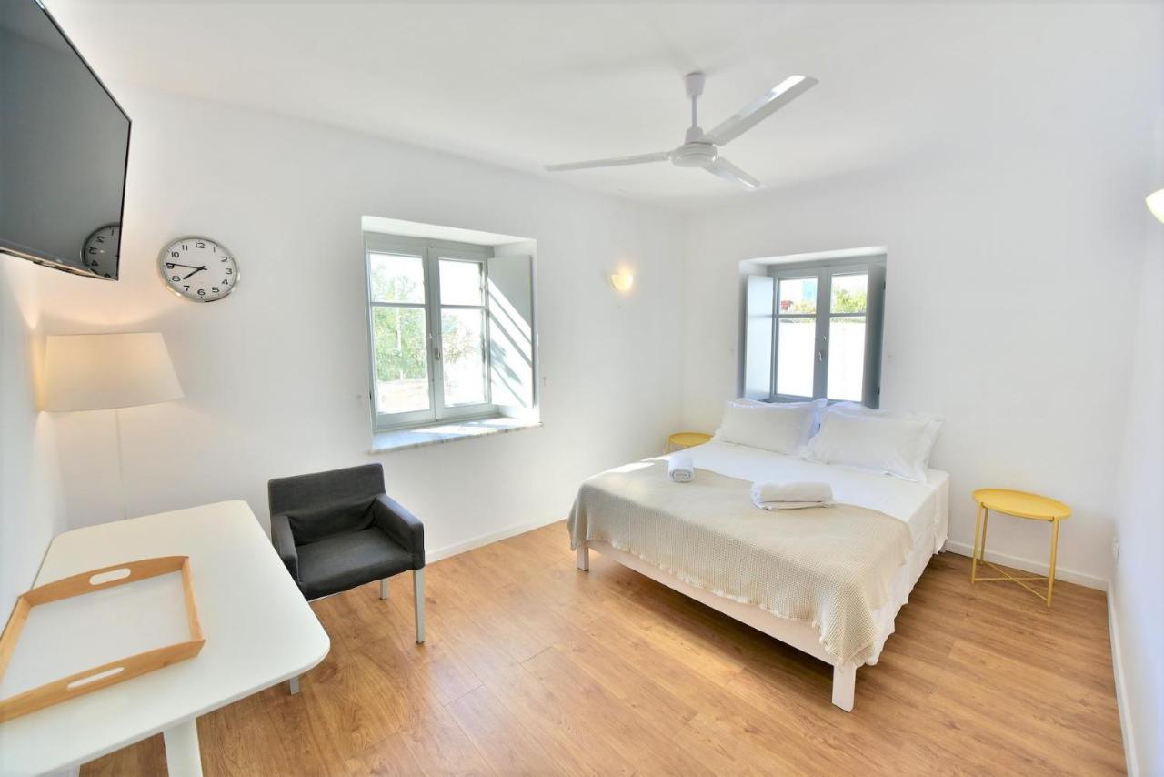 Villa Loukia Hydra  Exteriör bild
