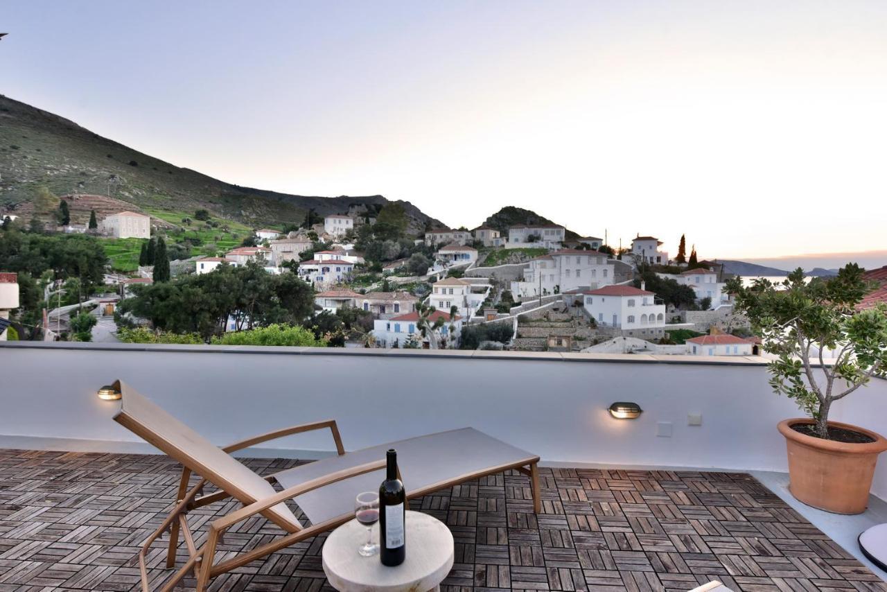 Villa Loukia Hydra  Exteriör bild